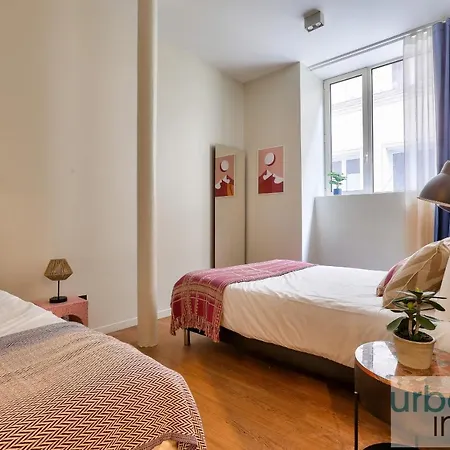 Urban Flat 77 - Sublime And Spacious Flat In Le Marais Apartment